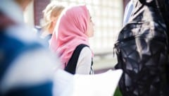 Mit Bestätigung haben muslimische Schüler zum Zuckerfest frei (Symbolbild). (Bild: Rawpixel Ltd. – stock.adobe.com)