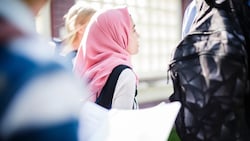 Mit Bestätigung haben muslimische Schüler zum Zuckerfest frei (Symbolbild). (Bild: Rawpixel Ltd. – stock.adobe.com)