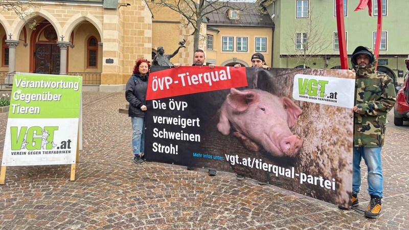 Tierschützer protestierten im Rahmen des Bundesbäuerinnentages (Bild: Katrin Fister)