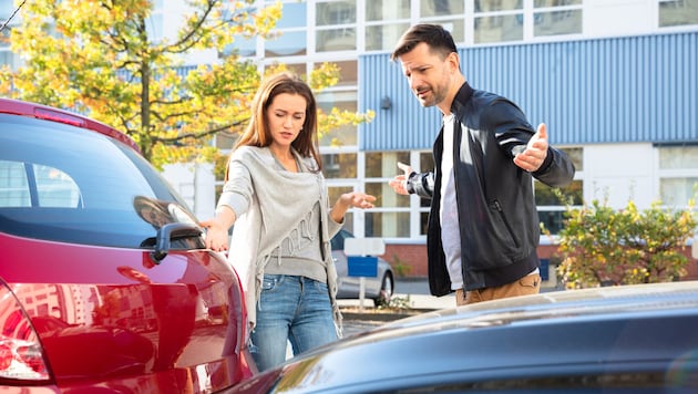 Traffic accidents like these are the focus of a major insurance fraud case in Carinthia. (symbolic image) (Bild: stock.adobe.com – Andrey Popov)