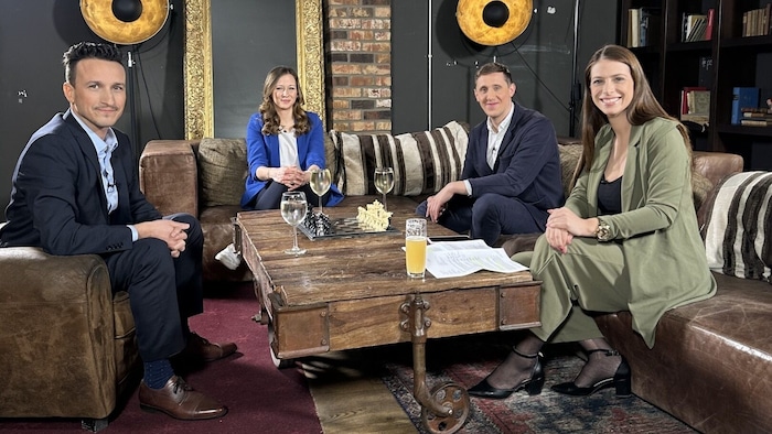 Markus Habermann, Claudia Plakolm, Niko Frings, Tanja Pfaffeneder (soldan sağa) 