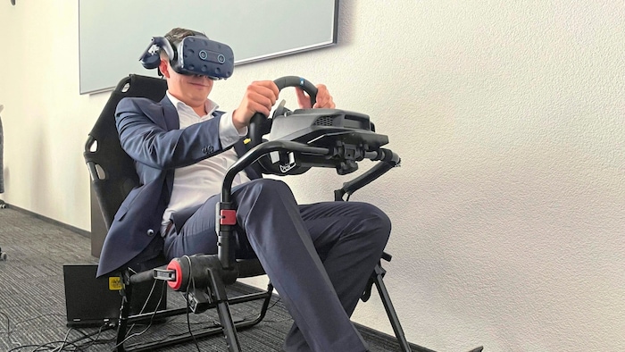 Stefan Valentinitsch in the "distraction simulator"