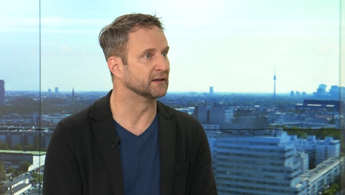 Matthias Strolz in an interview