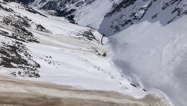 Three people died in this avalanche in Vent in April 2024. (Bild: Bergrettung Sölden)