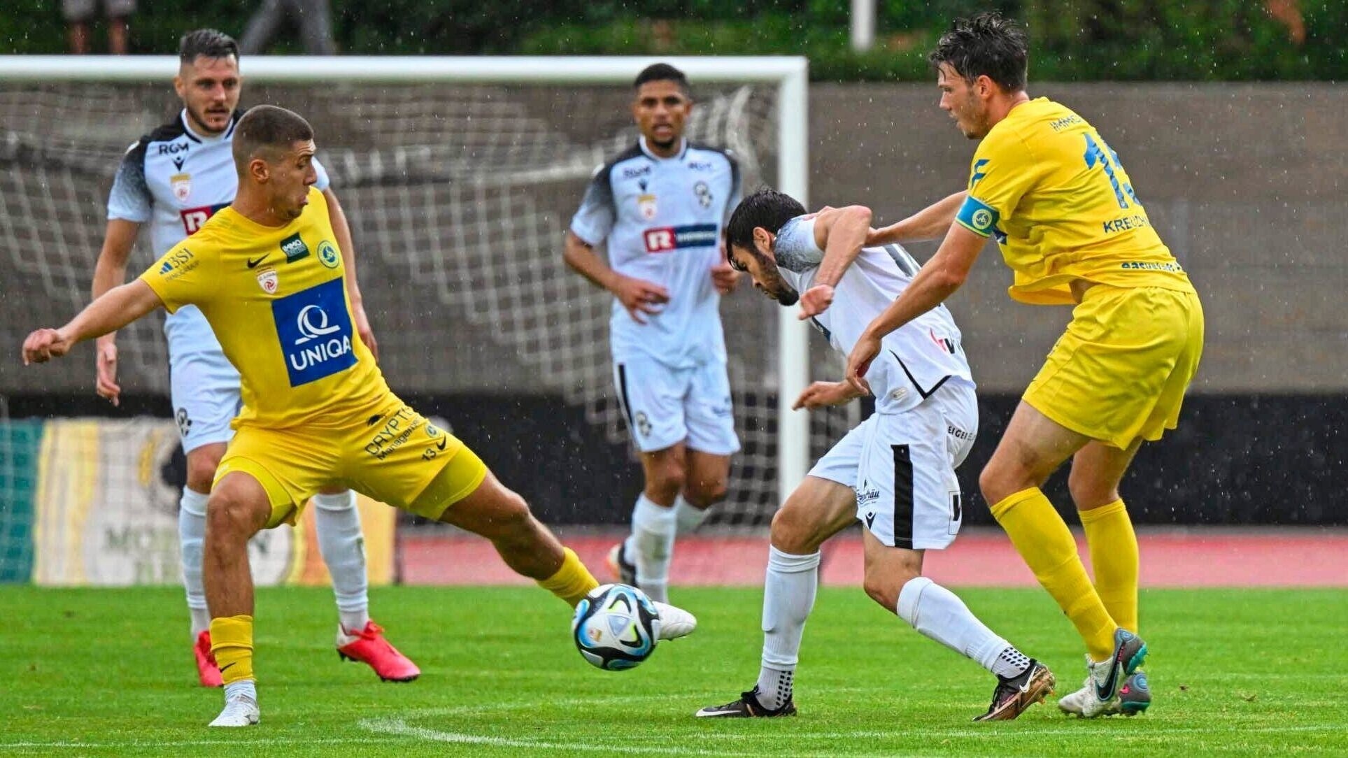 Viennas Anes Omerovic (li.) gastiert am Freitag mit den Döblingern in Dornbirn, wo er aufwuchs und spielte. (Bild: GEPA pictures)