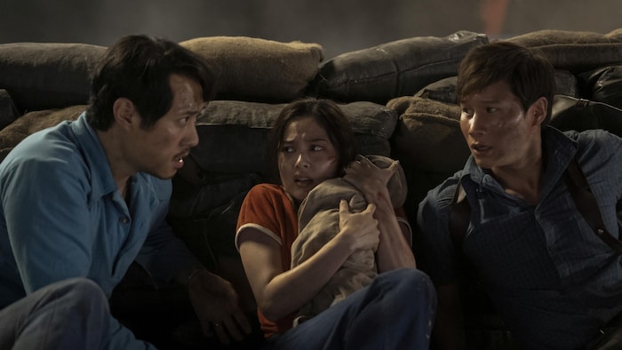 Bei der Flucht aus Vietnam in die USA wird es dramatisch.