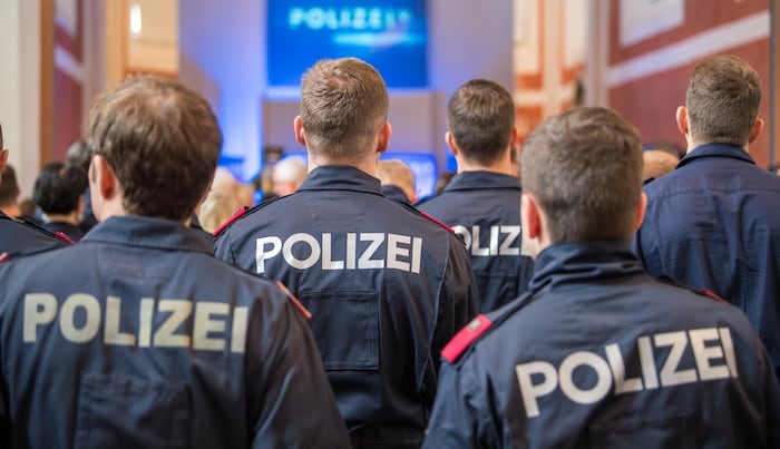 An instructor from Upper Austria is said to have put his foot in his mouth at the security ...