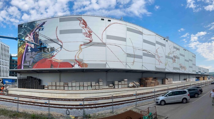 Nychos auf dem Steiger bei der Arbeit. 