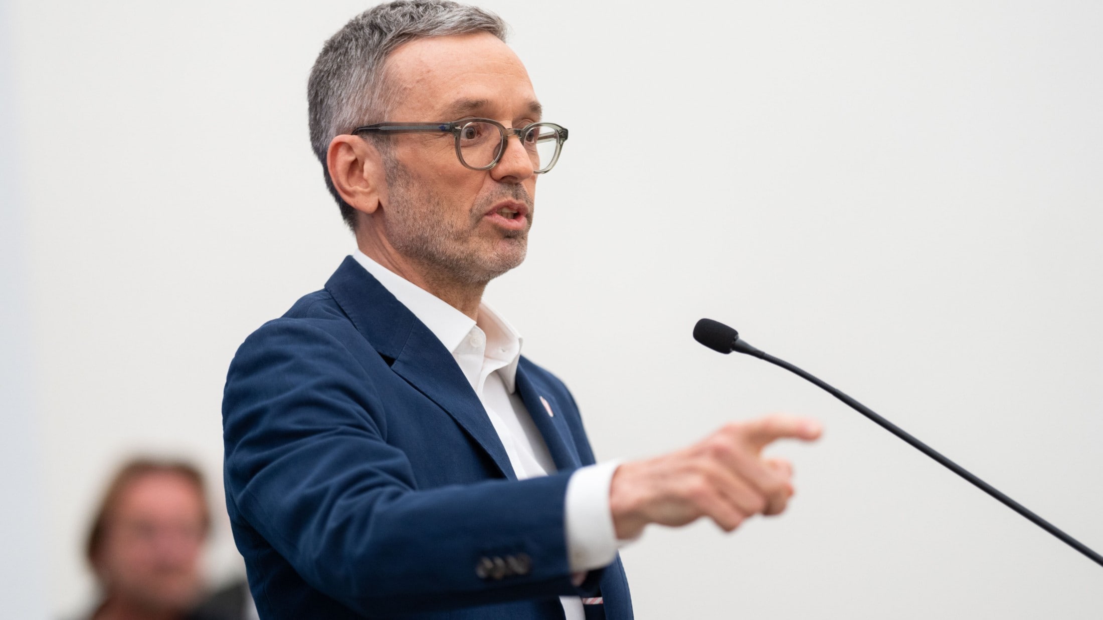 Herbert Kickl holte zum Rundumschlag gegen die ÖVP aus. (Bild: APA/GEORG HOCHMUTH)