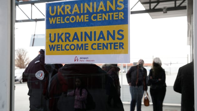 6,8 Millionen Menschen, die das angegriffene Land verlassen mussten, sind laut UNHCR weiterhin ...