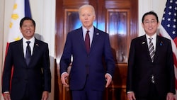 US-Präsident Joe Biden mit seinem philippinischen Kollegen Ferdinand Marcos und dem japanischen Ministerpräsidenten Fumio Kishida (rechts). (Bild: Associated Press)