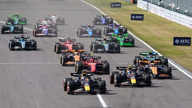 Will the racing cars soon return to traditional circuits in Europe? (Bild: APA/AFP/Yuichi YAMAZAKI)