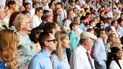 Im August 2023 fand im Ernst- Happel- Stadion in Wien ein Kongress der Zeugen Jehovas mit etwa 9000 Gläubigen statt. (Bild: JZ)