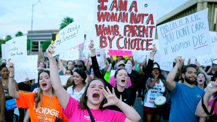 Protest by pro-abortion activists in Arizona
