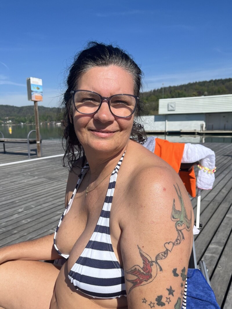 Bettina genießt das schöne Wetter und geht baden, weil es eine angenehme Abkühlung ist, bei so hohen Außentemperaturen! (Bild: Katja Bieche)