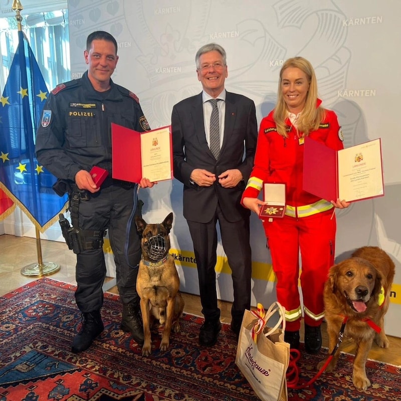 Mario Druml mit Cupido, LH Peter Kaiser, Conny Friesser und Ivo. (Bild: Land Kärnten)