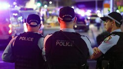 Die australische Polizei nach der Messerattacke in einem Einkaufszentrum in Sydney (Bild: AFP)