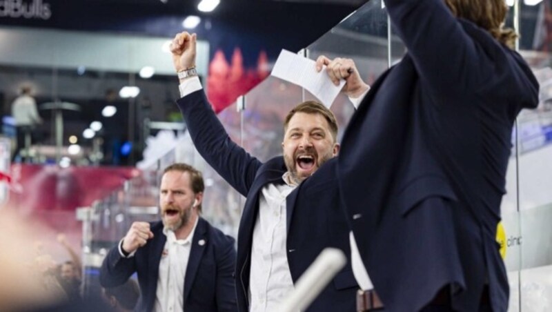 Erlöst: Trainer David und „Co“ Petersson (li.). (Bild: GEPA pictures/ Gintare Karpaviciute)