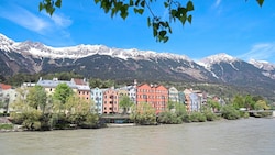 Postkartenmotivwürdig ist die Stadt Innsbruck, doch leistbares Wohnen bleibt für Einheimische schwierig (Bild: Christof Birbaumer)