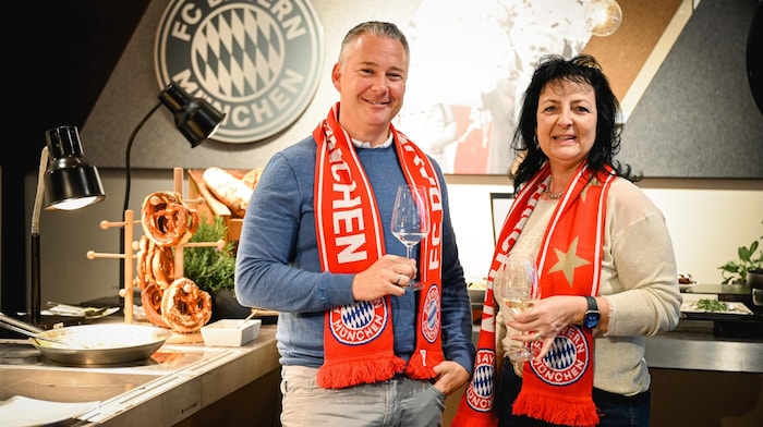 Alexander Schinnerl (UNIQA) und Michaela Klampfer (Klampfer Elektroanlagen) schätzten den netten ...