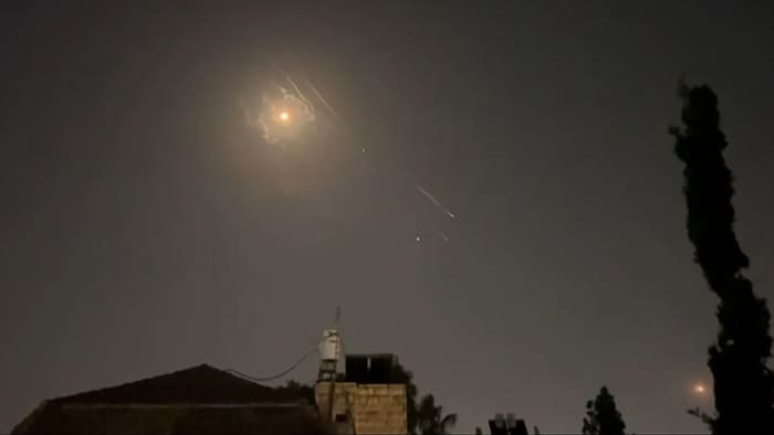 Die meisten Drohnen und Raketen wurden von der israelischen Luftverteidigung abgewehrt.