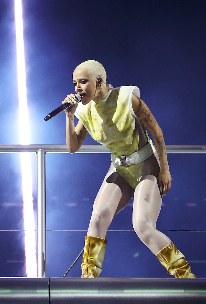 Doja Cat made a breathtaking appearance at the Coachella Festival.