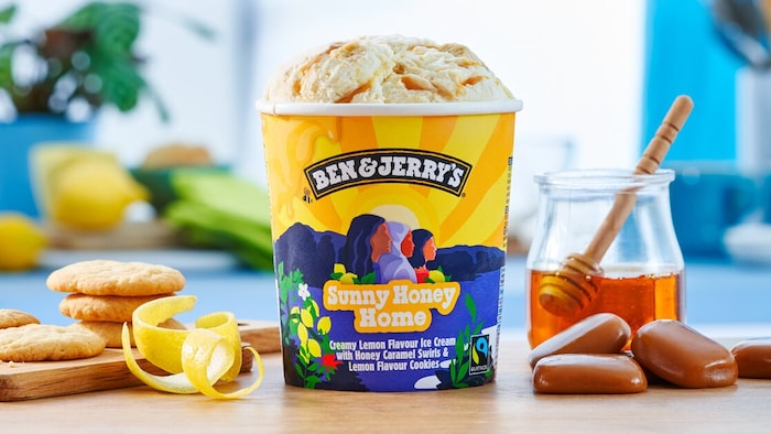 Ben & Jerry‘s startet mit zwei neuen Sorten in die Eissaison 2024 - und verschenkt am Free Cone Day 2000 Portionen seiner beliebtesten Sorte Cookie Dough.