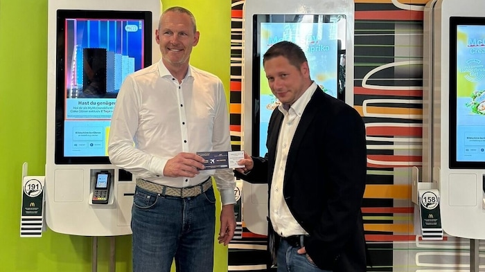 McDonald’s Franchisenehmer Rudolf Ringhofer mit Veranstalter Michael Raunig.