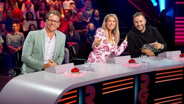 On Fridays at prime time, Mark Seibert, Simone Stelzer and Josh (from left) decide who makes it through to the semi-finals of "Big Chance - Let's sing and dance"! (Bild: ORF/Roman Zach-Kiesling)
