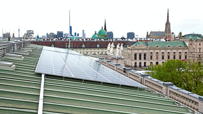 Die PV-Anlage deckt zwölf Prozent des Strombedarfs im NHM.