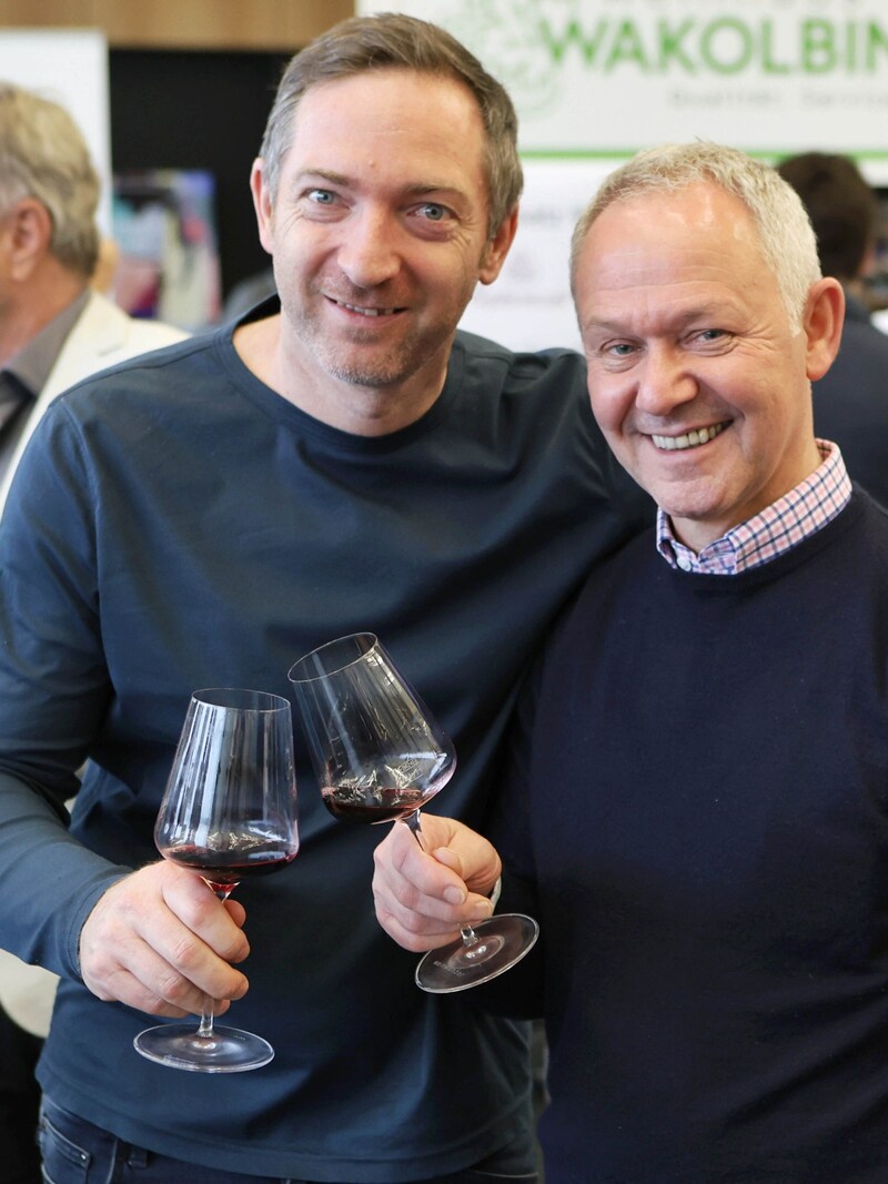 Restaurant Badhaus-Chef Roland Klinser, Haubengastronom Georg Essig (v.li.). (Bild: Andreas Maringer)