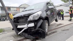 In dieser Position fanden die Polizeibeamten den Wagen vor.  (Bild: Maurice Shourot)