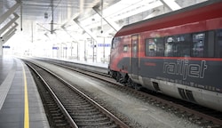 Railjets sollen ab 2040 durch die Tunnelröhren fahren.  (Bild: Tröster Andreas)