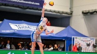 TSV Hartberg serviert im Finale, ist aber klar 0:3 im Rückstand.