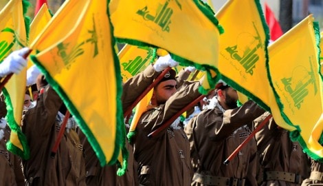 Martialisches Auftreten kennt man von der libanesischen Hisbollah. Auch in Österreich ist die ...