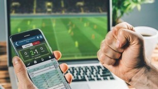 Ein Salzburger verlor bei Online-Sportwetten 900.000 Euro in nur einem Jahr. (Bild: wpadington - stock.adobe.com)