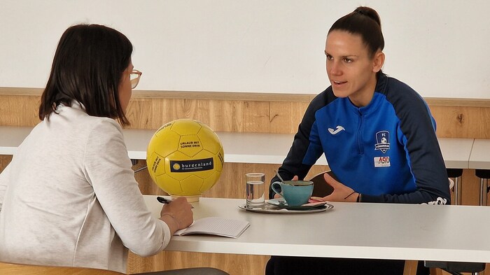 Die 31-Jährige beim „Krone“-Interview im Hotel Telegraph in Oberwart.