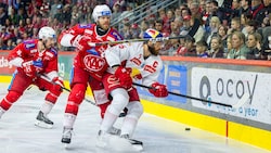 Die Pokal-Hamster der Finalklubs im Duell: Thomas Hundertpfund hält bei vier Meistertiteln, Salzburgs Thomas Raffl bei sechs. (Bild: GEPA pictures)