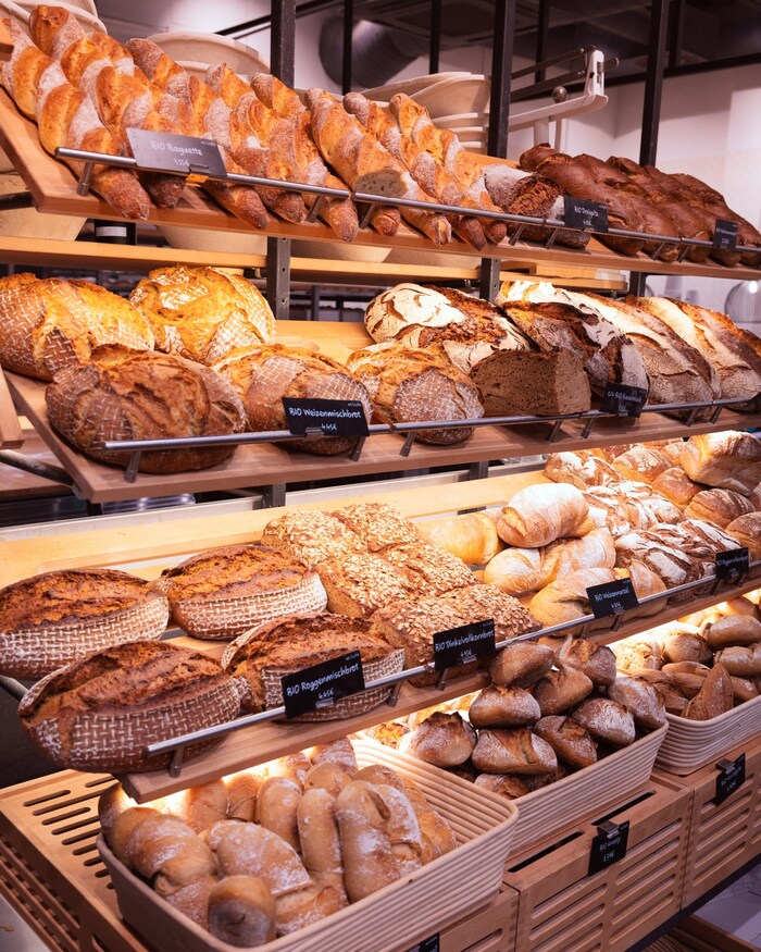 Bei dem Brot setzen die Bäcker auf besonders langes Reifen des Teigs.