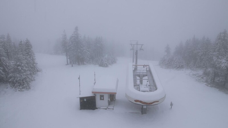 Seit Donnerstag gibt es am Hochficht wieder massenhaft Neuschnee... (Bild: Bergfex.at)