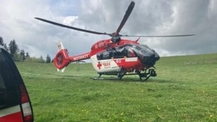 Das Unfallopfer wurde per Rettungshubschrauber ins Spital geflogen – für den Mann kam aber jede Hilfe zu spät. (Bild: Freiwillige Feuerwehr Brückl)