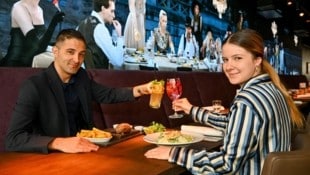 Das Abacco‘s in der PlusCity Pasching hat vorerst täglich von 17 Uhr bis Mitternacht geöffnet. Künftig, wenn die Sonnenterrasse fertig ist, wird man auch das Mittagsgeschäft bedienen. (Bild: Dostal Harald)