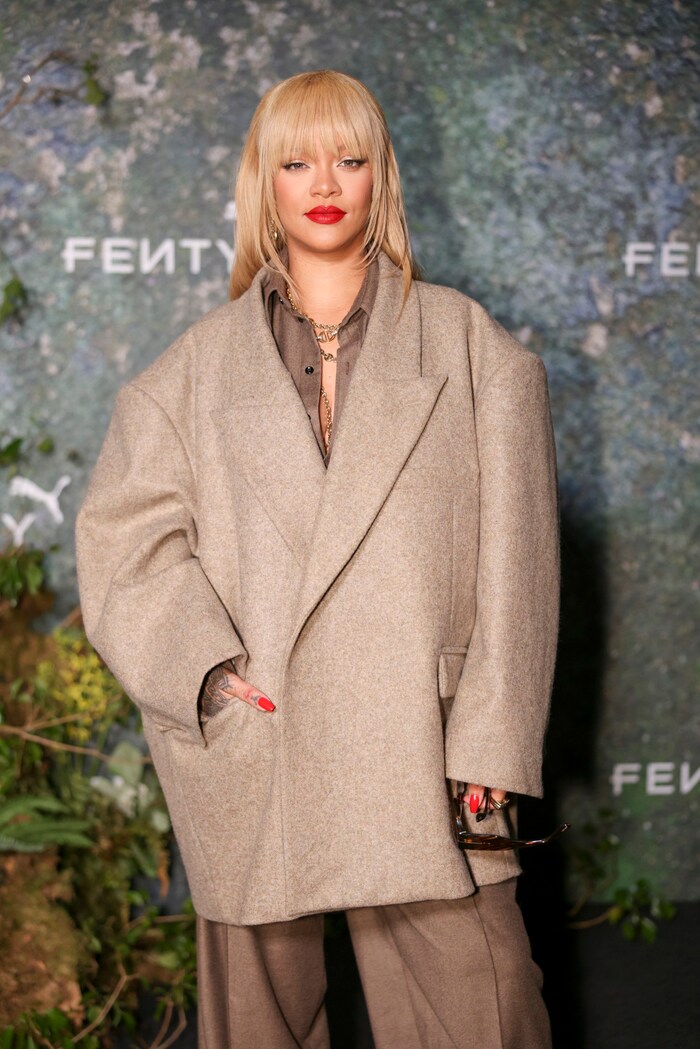 Rihanna nemrég Londonban ünnepelte új sneaker-kollaborációjának bemutatóját. 