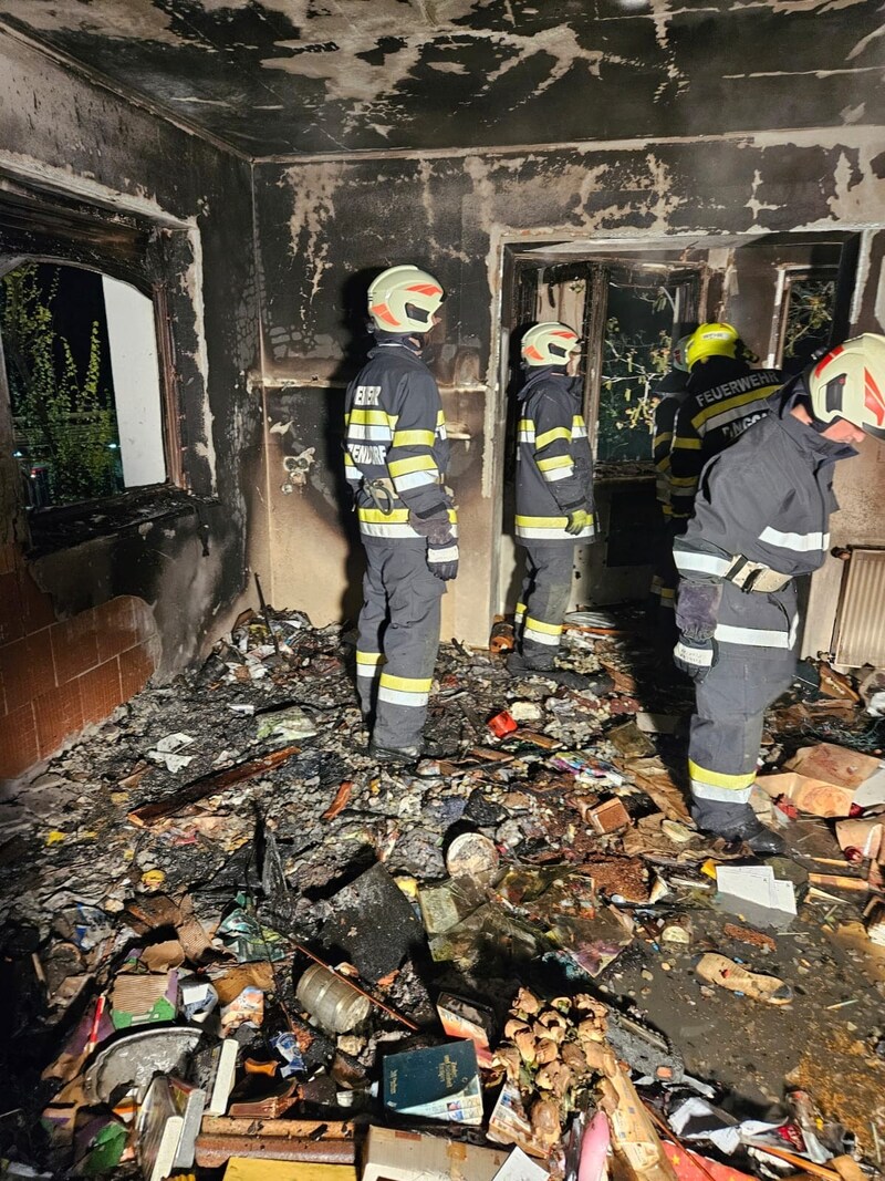 A keletkezett kárt még nem sikerült számszerűsíteni. (Bild: Freiwillige Feuerwehr Götzendorf)