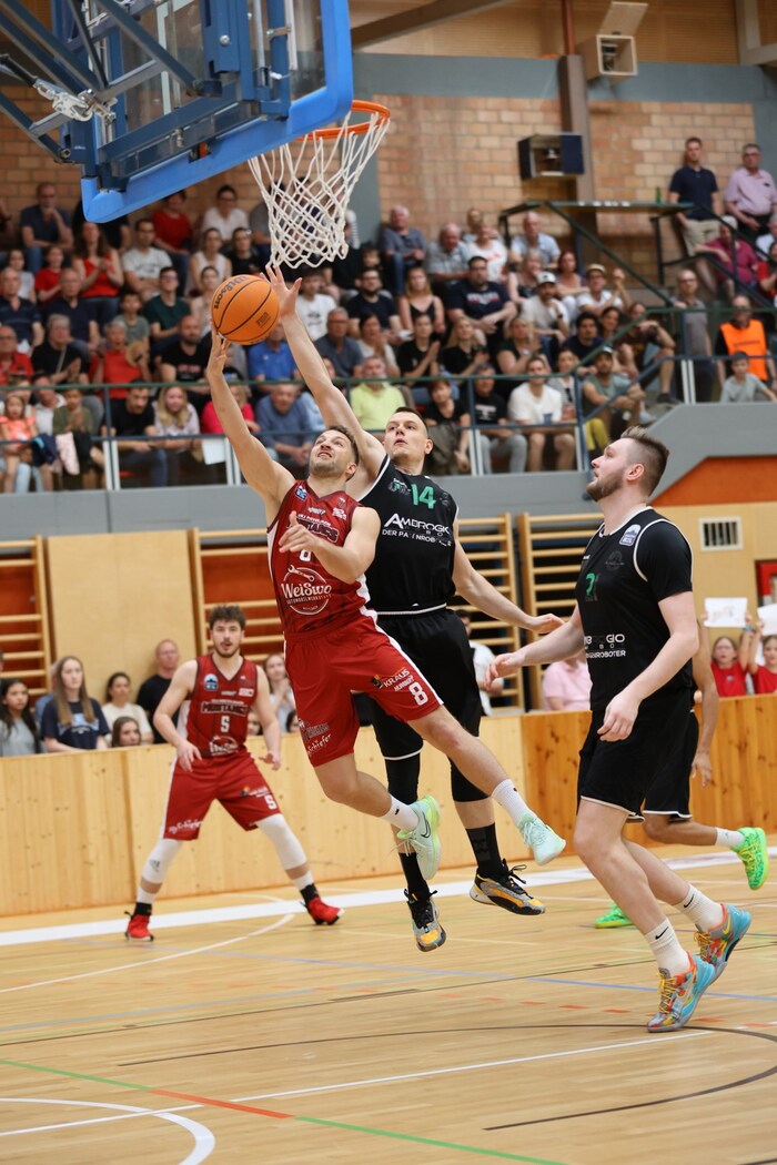 Mistelbach und Deutsch-Wagram fighten vor Rekordkulissen um den Titel in der 2. Bundesliga.