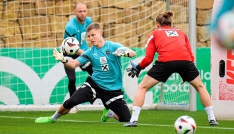 Patrick Pentz freut sich auf die Europameisterschaft mit Österreich. (Bild: GEPA pictures)