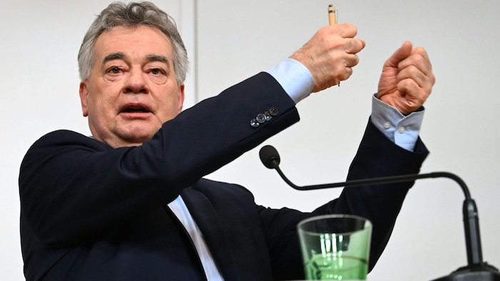 Die Gehälter für Einsteiger sollen nach oben, um die Pensionierungswelle abzufangen.