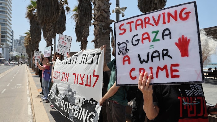 In und rund um Tel Aviv wurde eine Menschenkette gebildet.