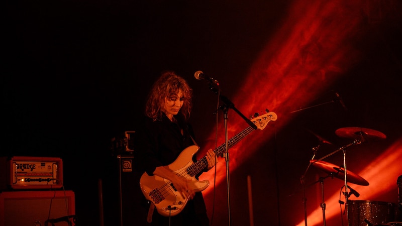 Österreichische Band mit der Liebe zum Abründigen und Lavastromartigen: Eaeres rund um Ursula Winterauer. (Bild: David Visnjic / donaufestival)