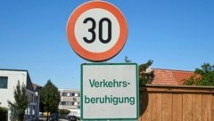 Tempo 30 sorgt für Verkehrsberuhigung und weniger Unfälle. (Bild: P. Huber)